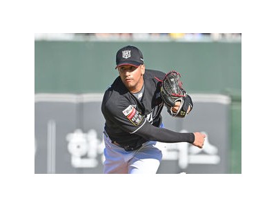 KT 멜 로하스 주니어 쿠에바스 마지막 인사 건넸다
