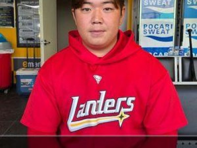 이로운 시범경기에서 빛난 젊은 선수에 관심 집중