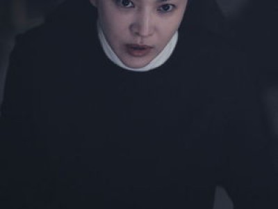검은 수녀들 검은 사제들보다 더 무서운가?