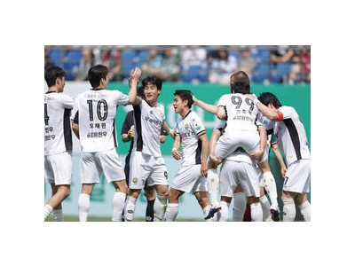 강원FC vs FC서울 경기로 우승 경쟁 치열해져