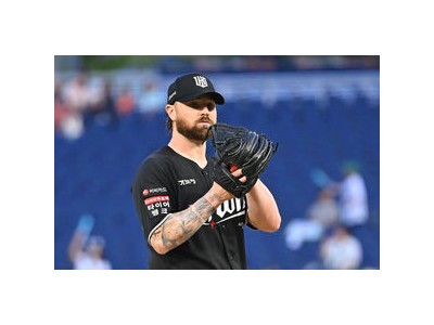 로건 앨런 1위 수성 위해 투구하는 거임